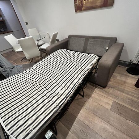 Classic Brixton City Apartment Londra Esterno foto